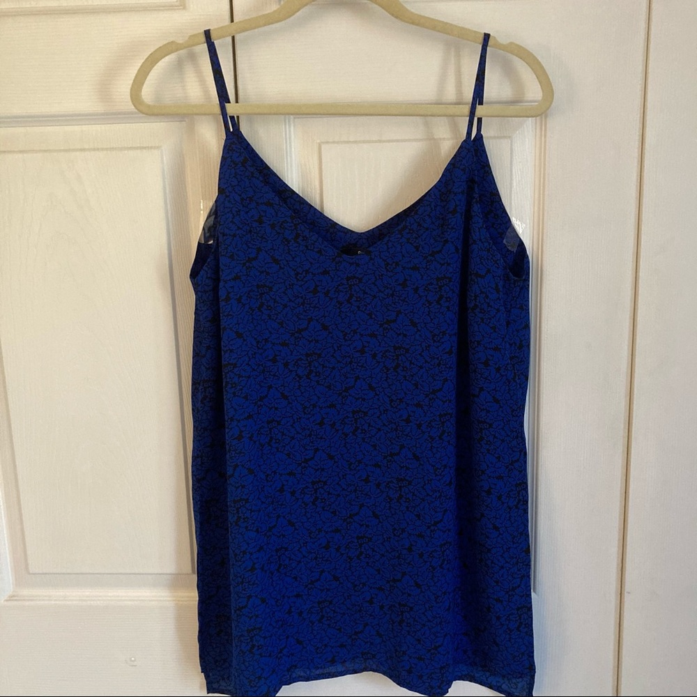 GAP royal blue / black tank top